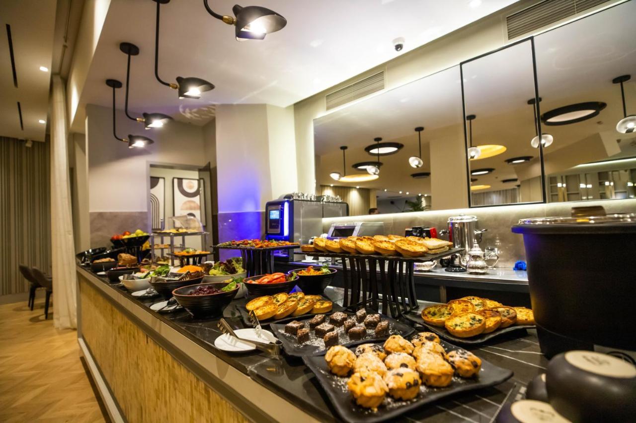 Gray Boutique Hotel Casablanca Eksteriør billede The buffet at the lounge